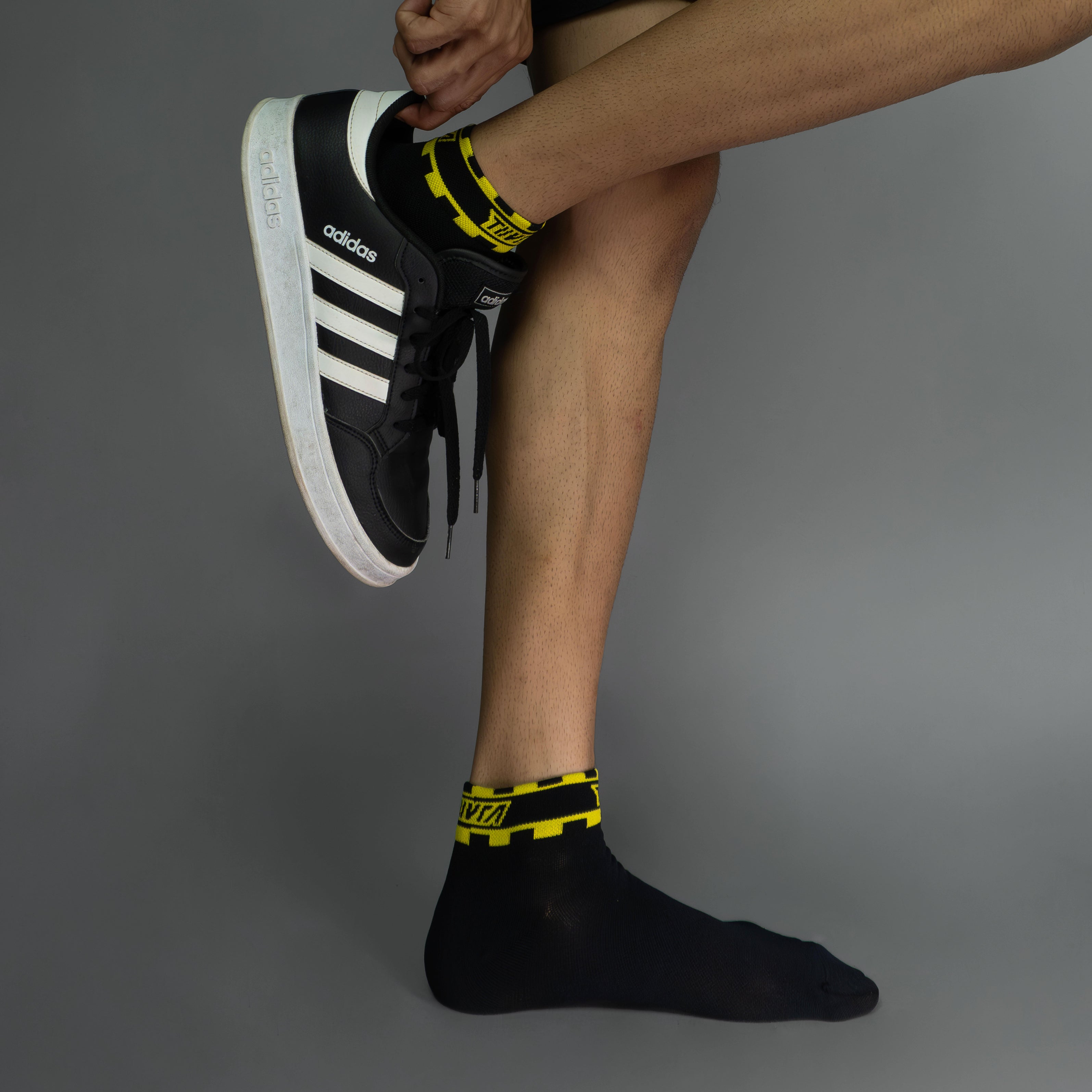 Shadow Ankle Length Compression Socks