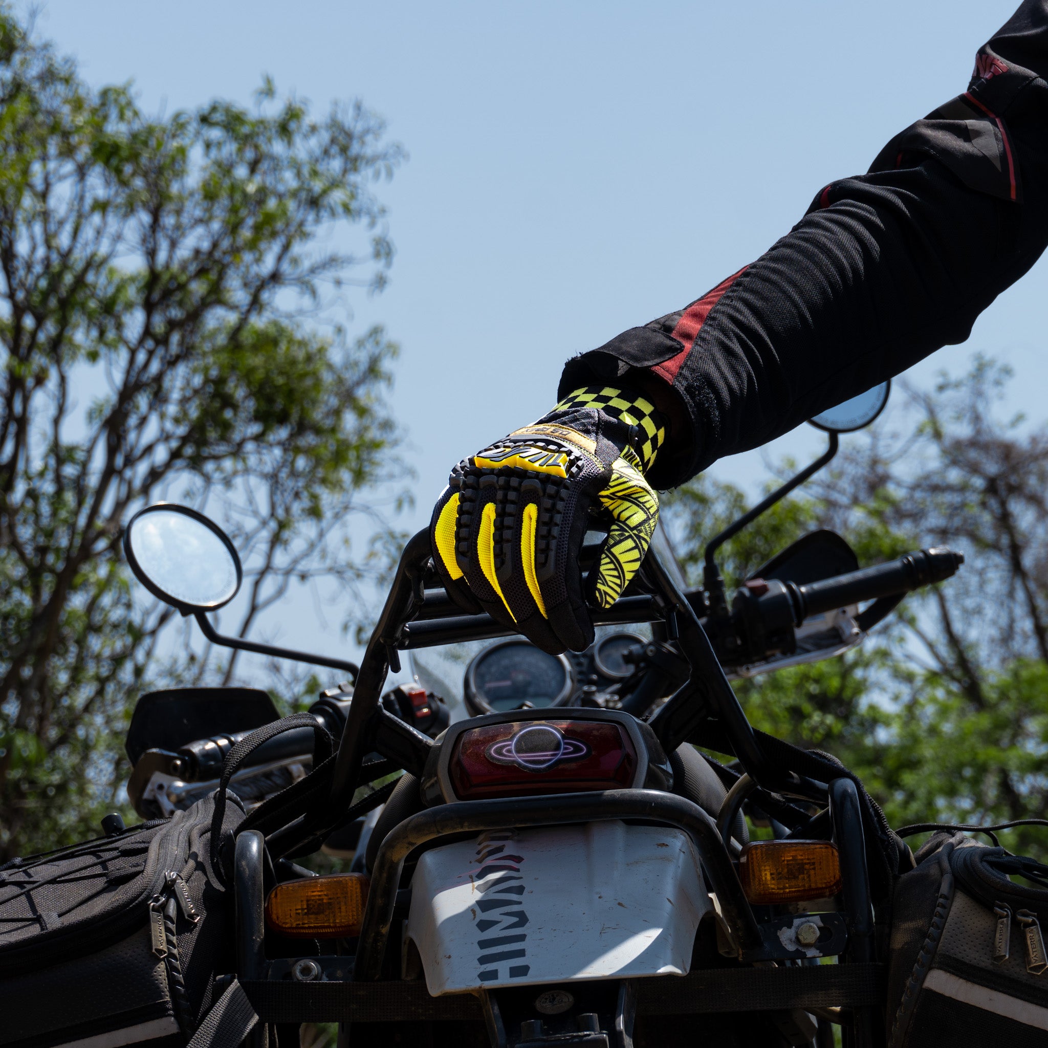 ADV Gloves - DS Apex | Quick-Dry