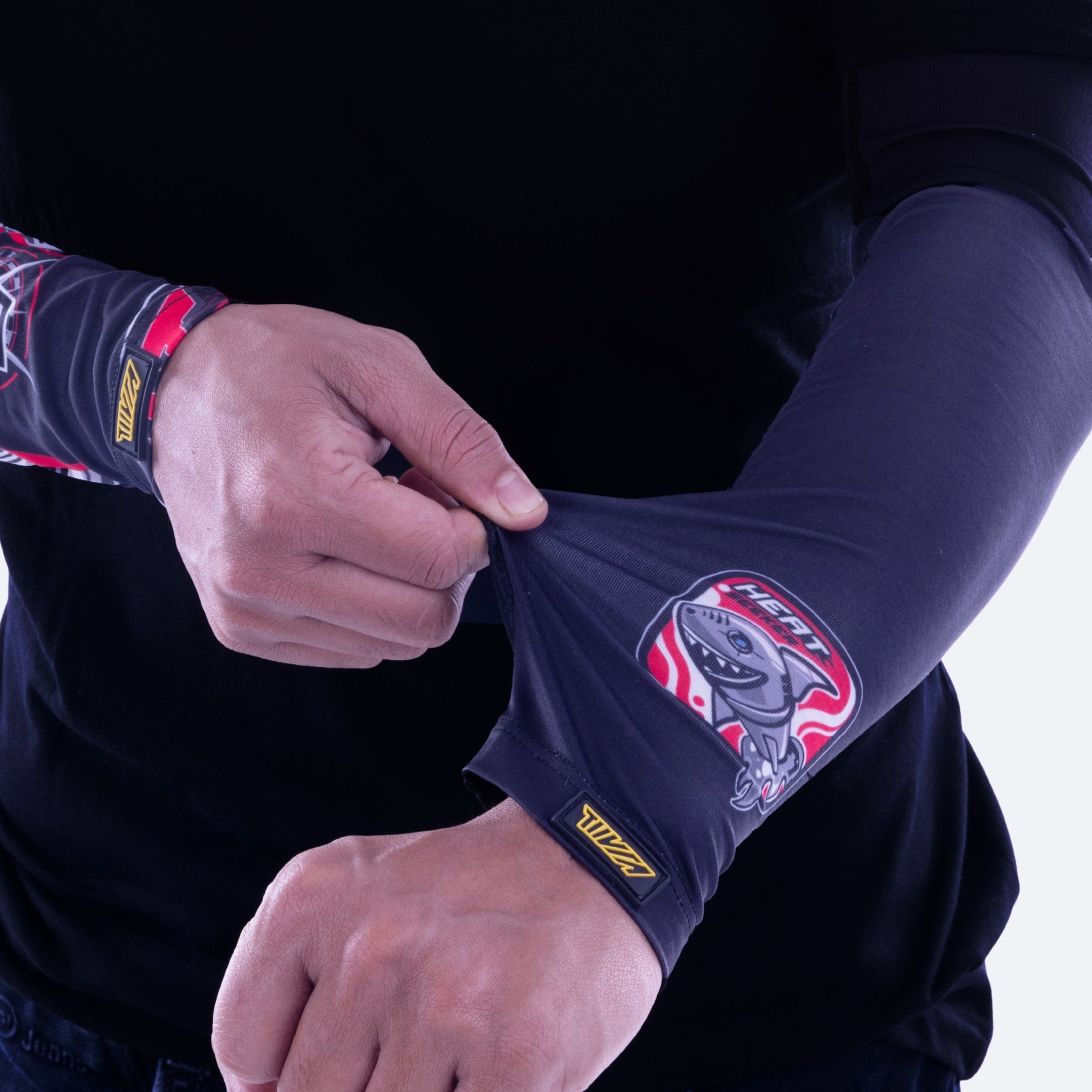 Heatseeker Monochrome Bi-Axial Arm Sleeves