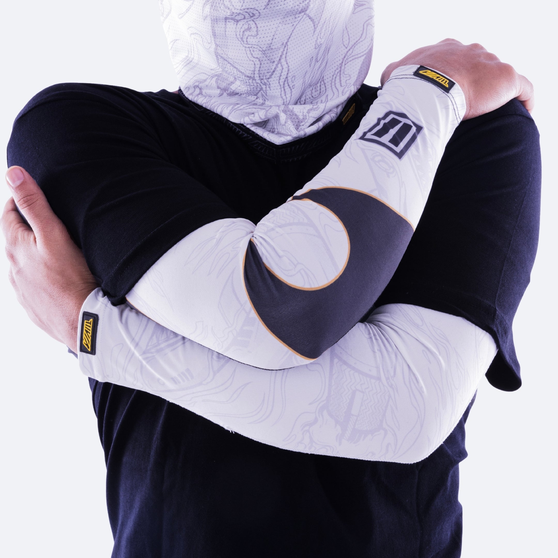 Heatseeker White Bi-Axial Arm Sleeves