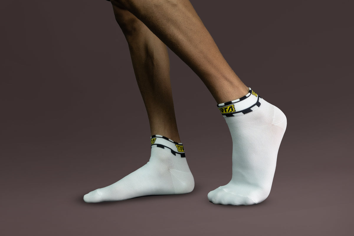 Compression Socks | To eliminate muscle fatigue, swelling and cramping