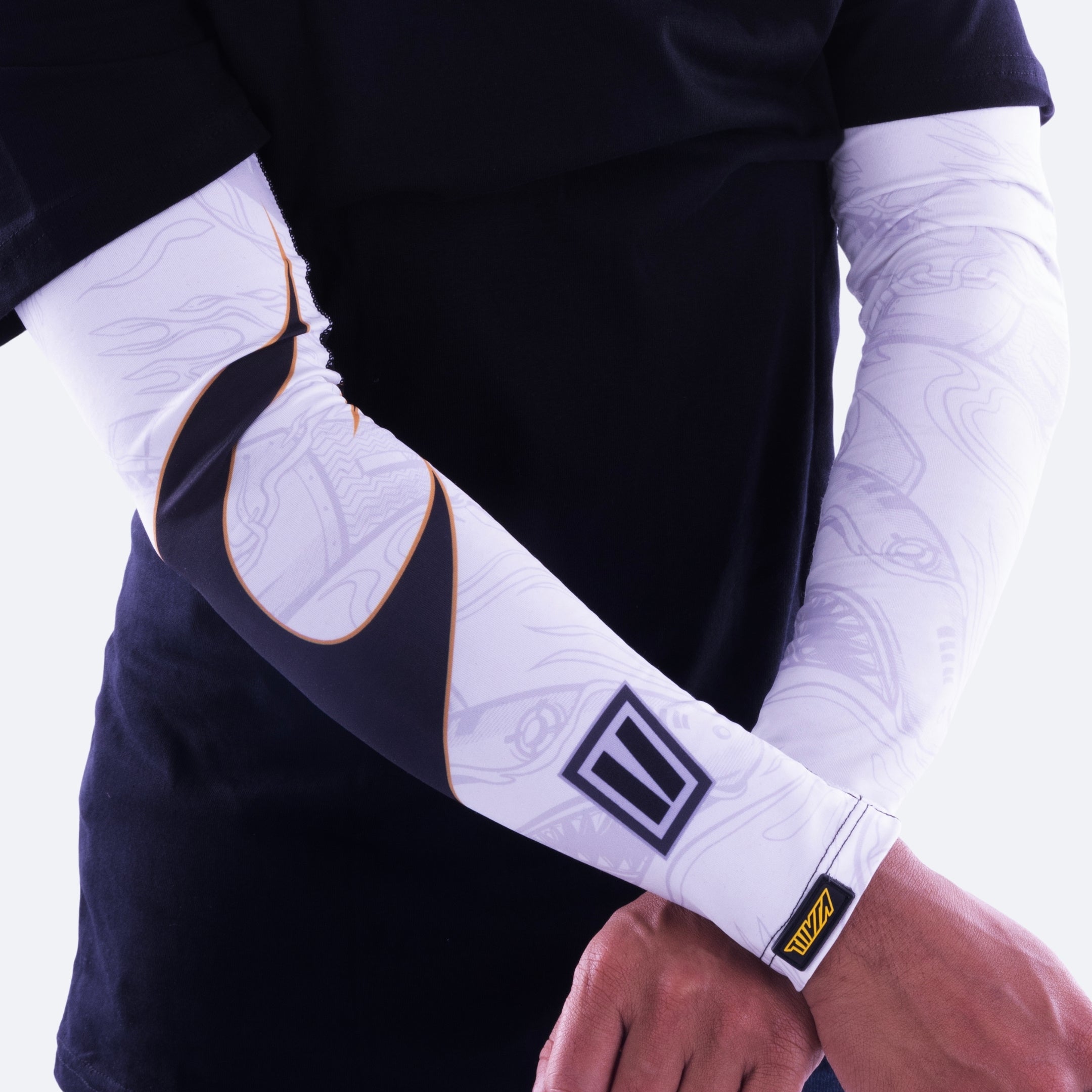 Heatseeker White Bi-Axial Arm Sleeves