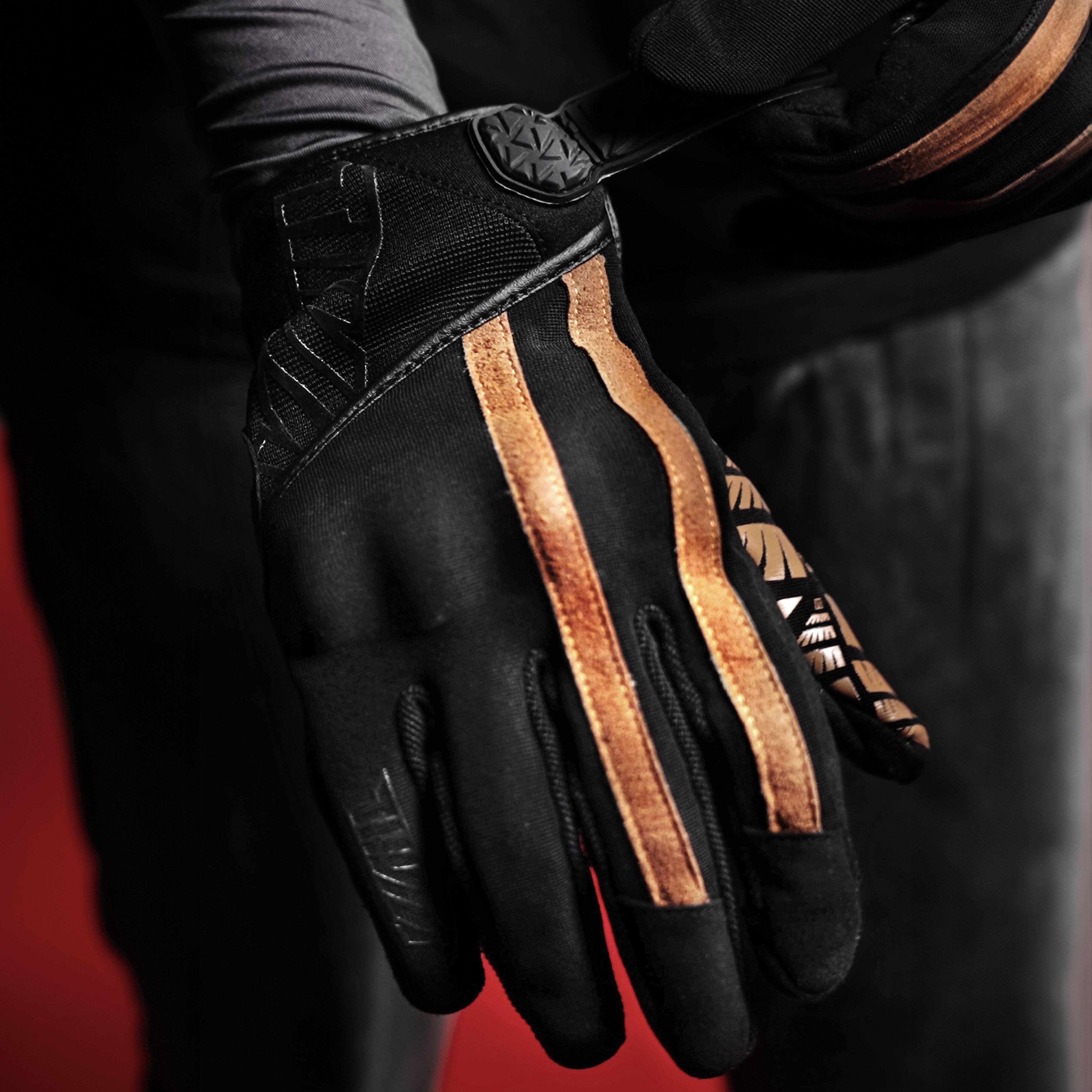 Neo Classic Street Gloves | Quick-Dry